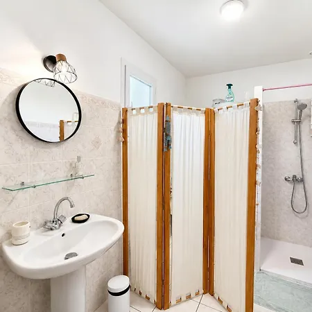 펜션 Le Clos De - Single-storey & Garden La Jonchere